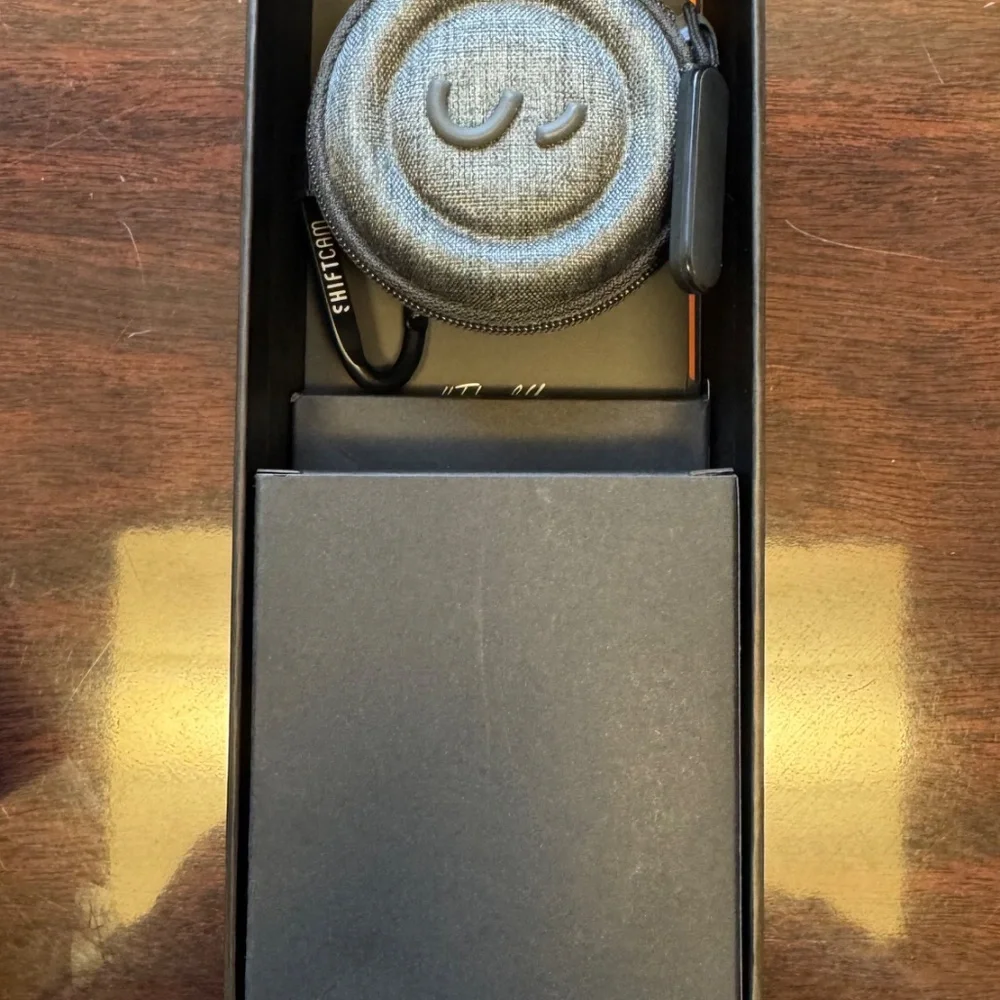 Professional quality pictures right from your cell phone’s camera.